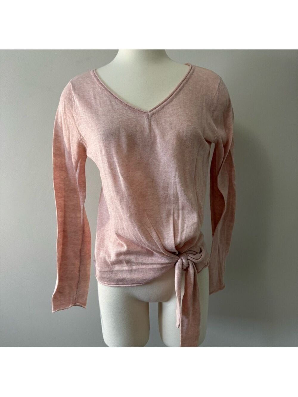 Max Studio Pink Long Sleeve V-Neck Top. Small